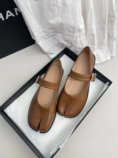 Mary-Janes Tabi Brown Shoes