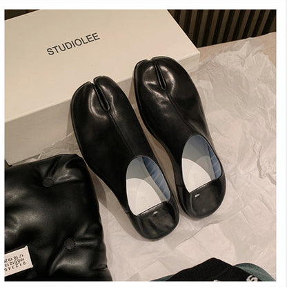 Black Tabi Shoes